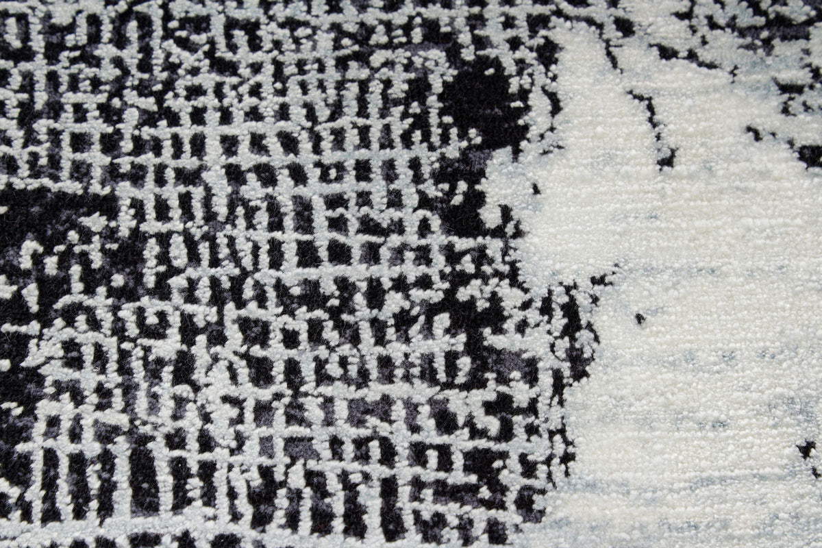3x8 Gray and Black Turkish Antep Runner