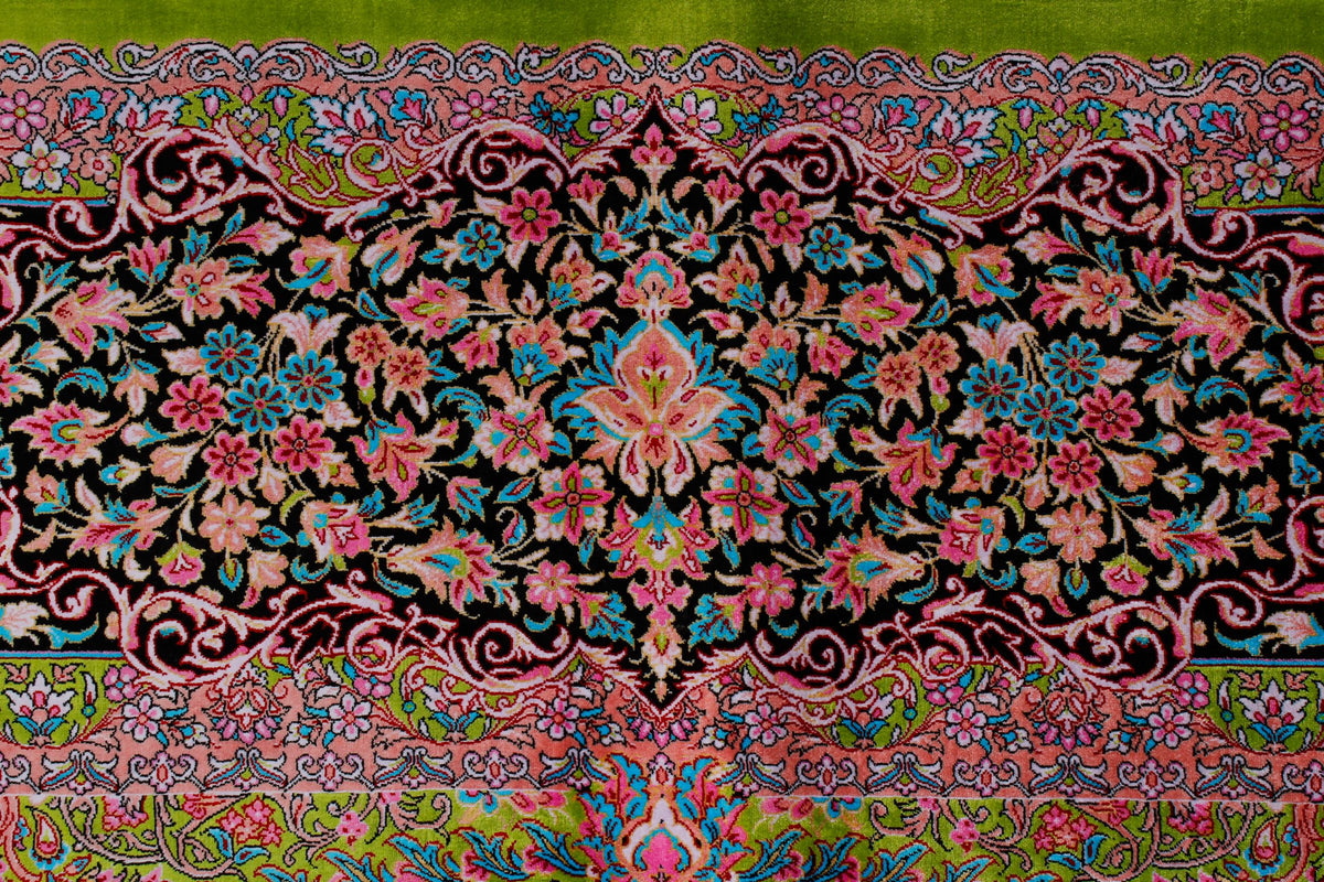 7x10 Green and Black Turkish Antep Rug