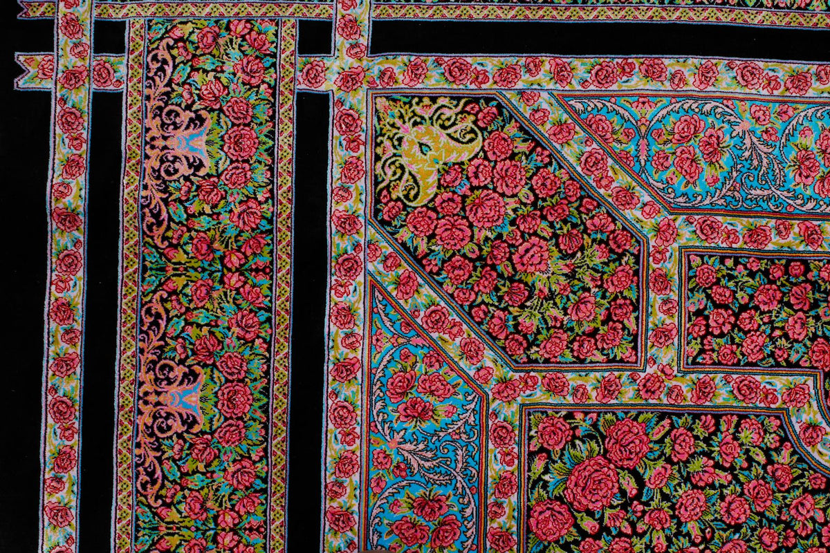 5x7 Black and Pink Turkish Antep Rug