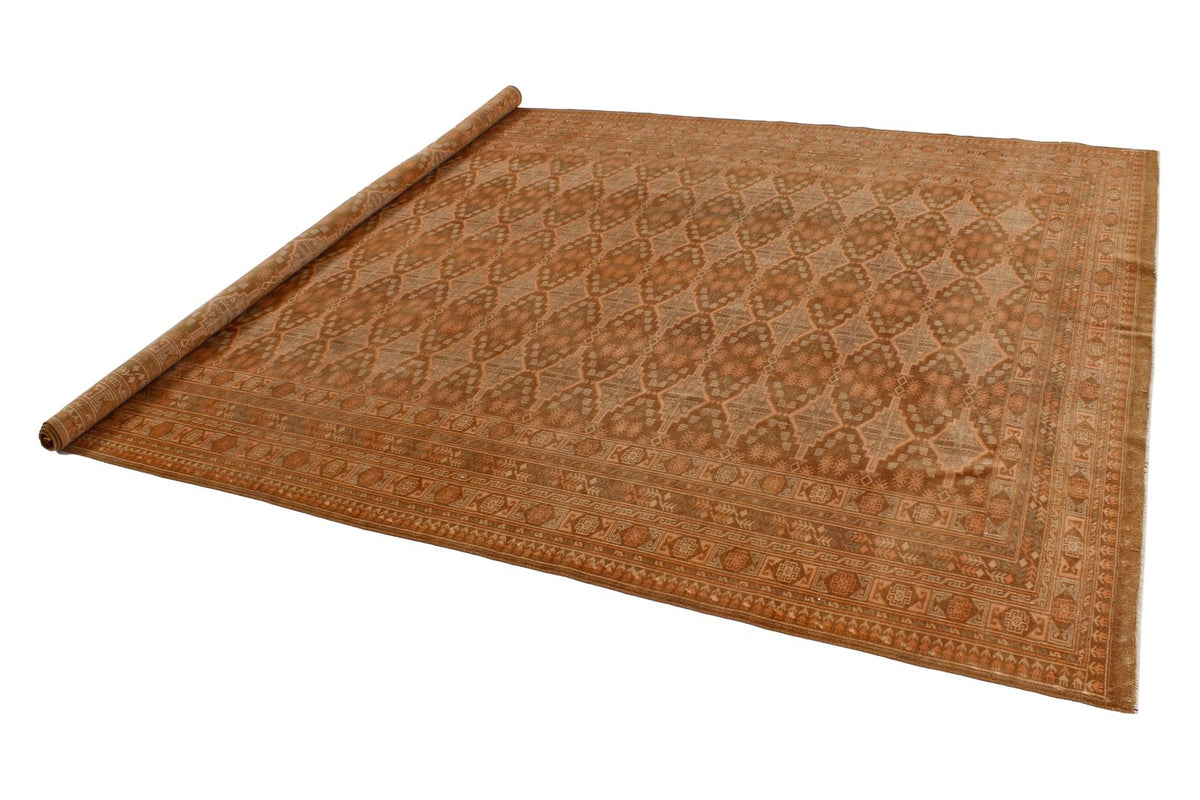 7x10 Brown and Rust Tribal Rug