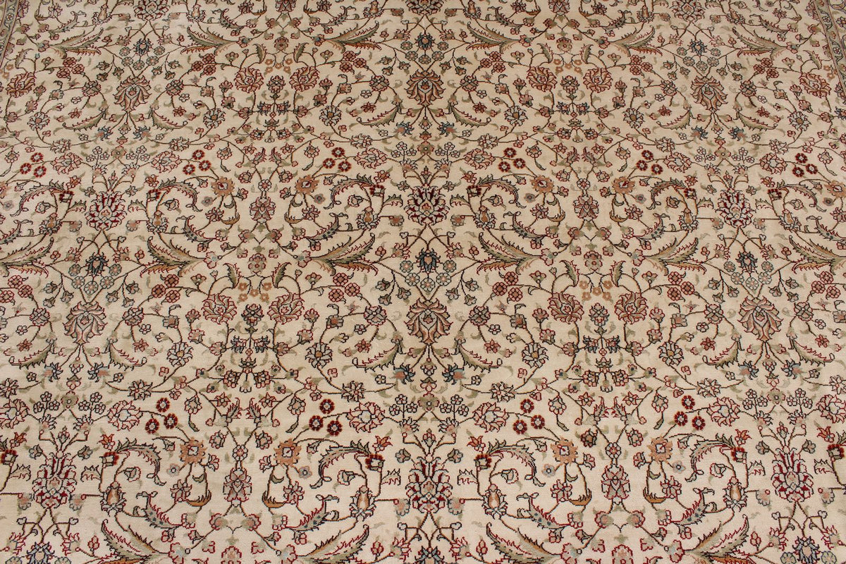 9x12 Ivory and Green Turkish Silk Rug