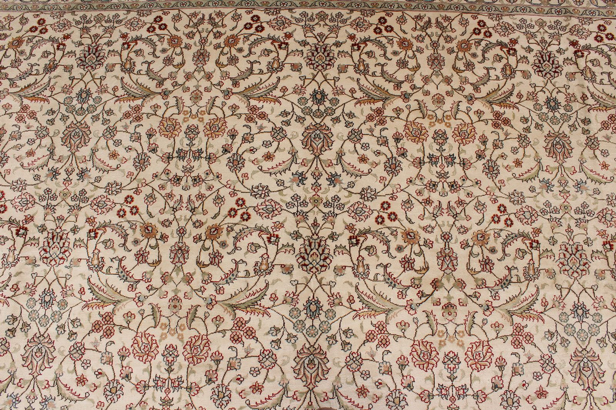9x12 Ivory and Green Turkish Silk Rug