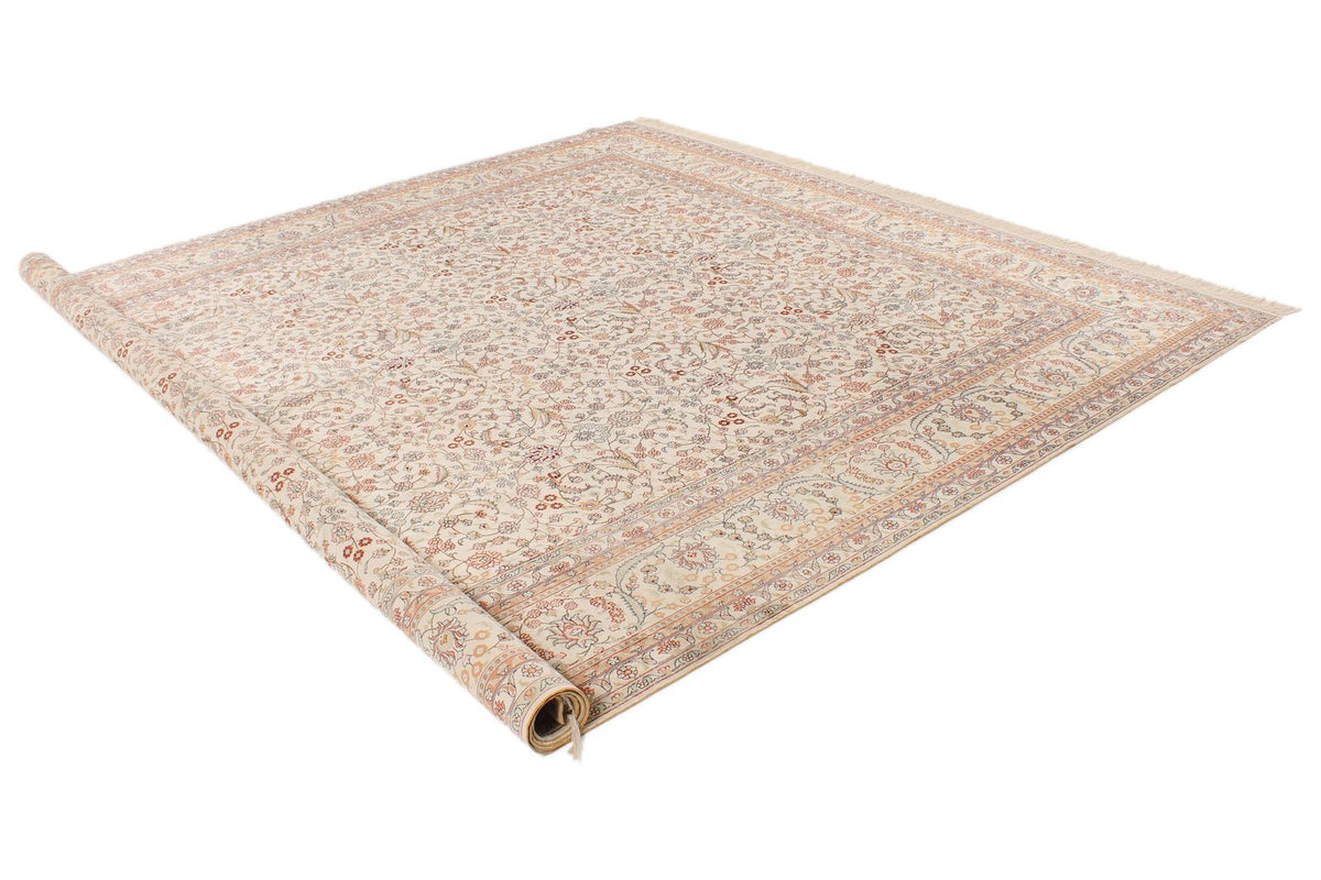 9x12 Ivory and Green Turkish Silk Rug