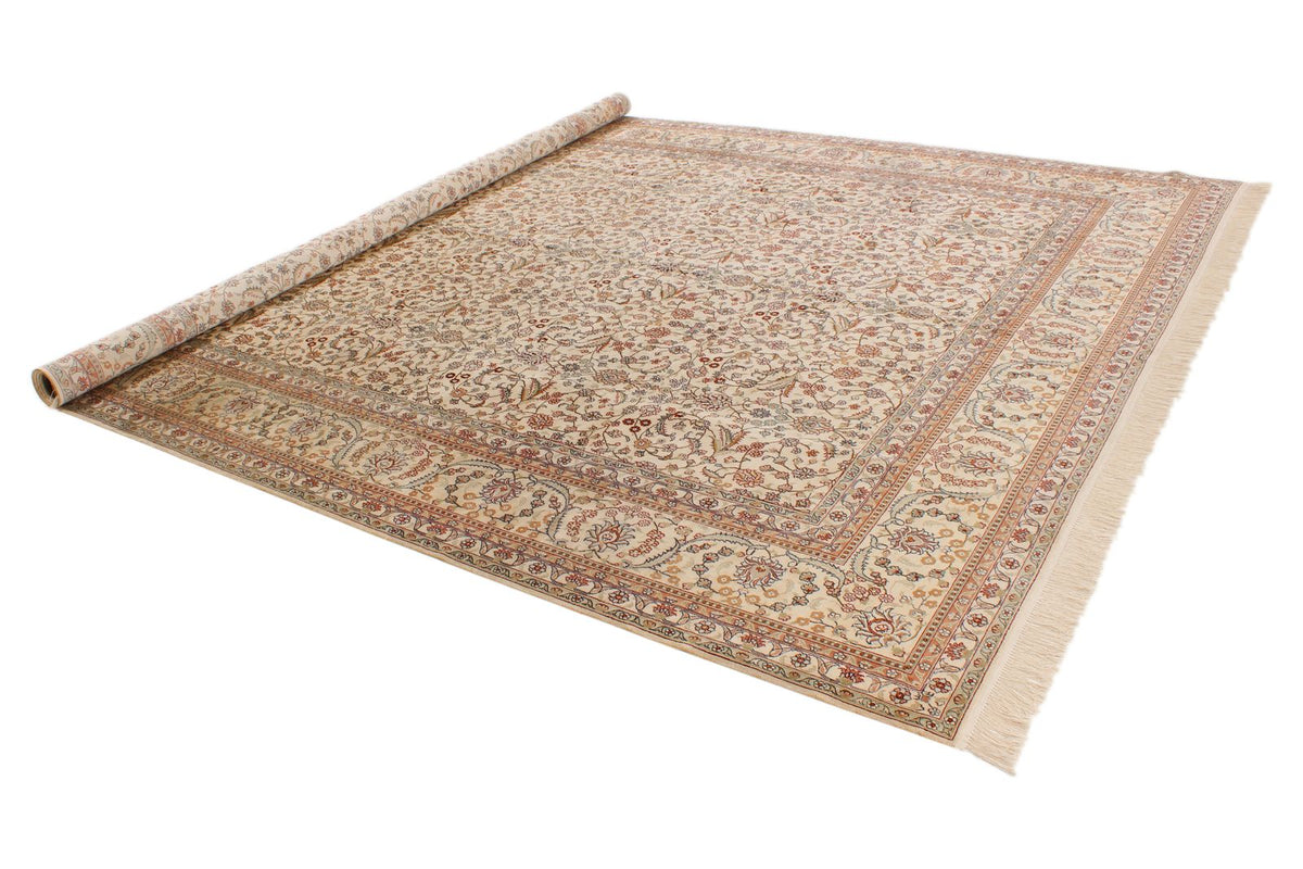 9x12 Ivory and Green Turkish Silk Rug