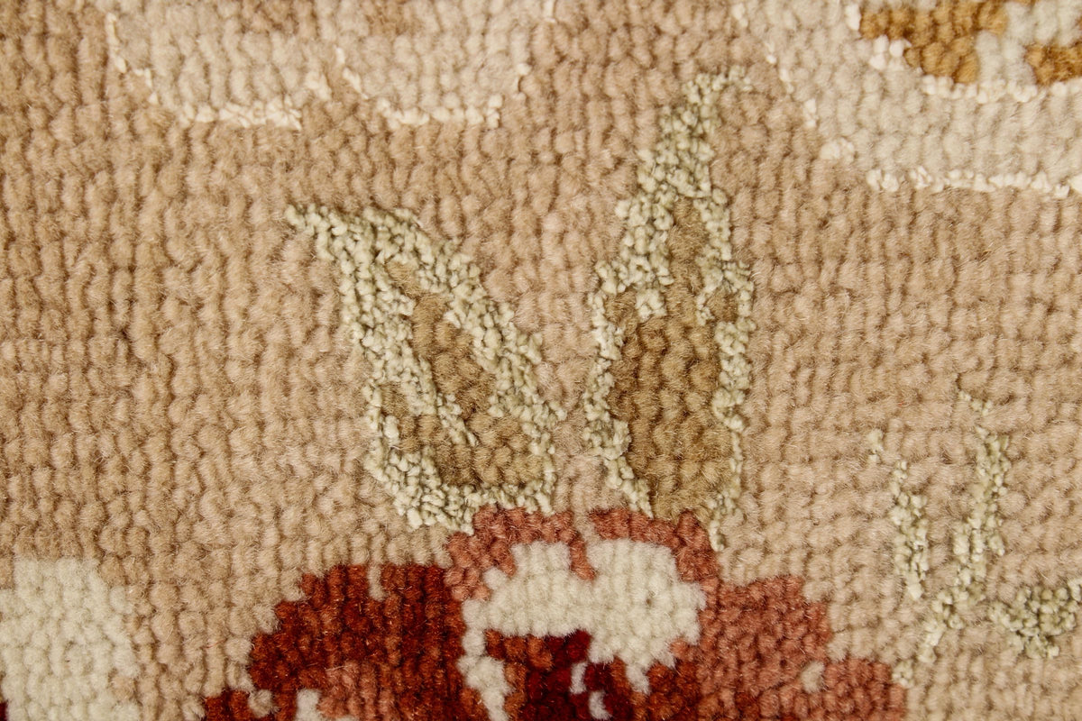 8x10 Ivory and Beige Turkish Traditional Rug