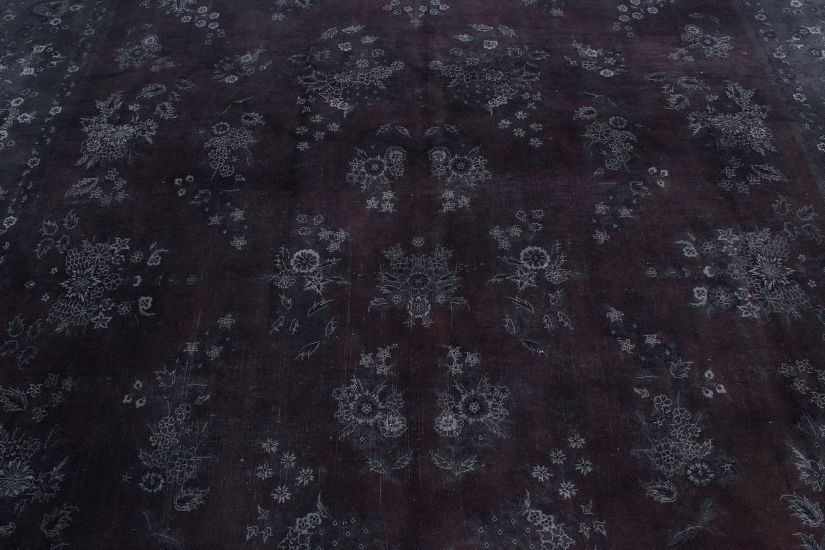 8x10 Red and Ivory Turkish Traditional Rug