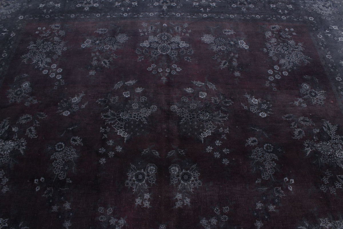 8x10 Red and Ivory Turkish Traditional Rug