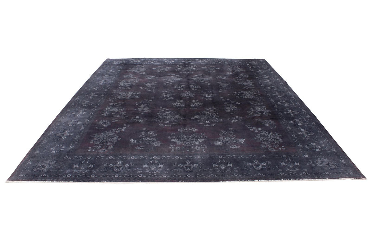 8x10 Red and Ivory Turkish Traditional Rug