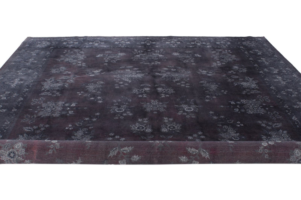 8x10 Red and Ivory Turkish Traditional Rug