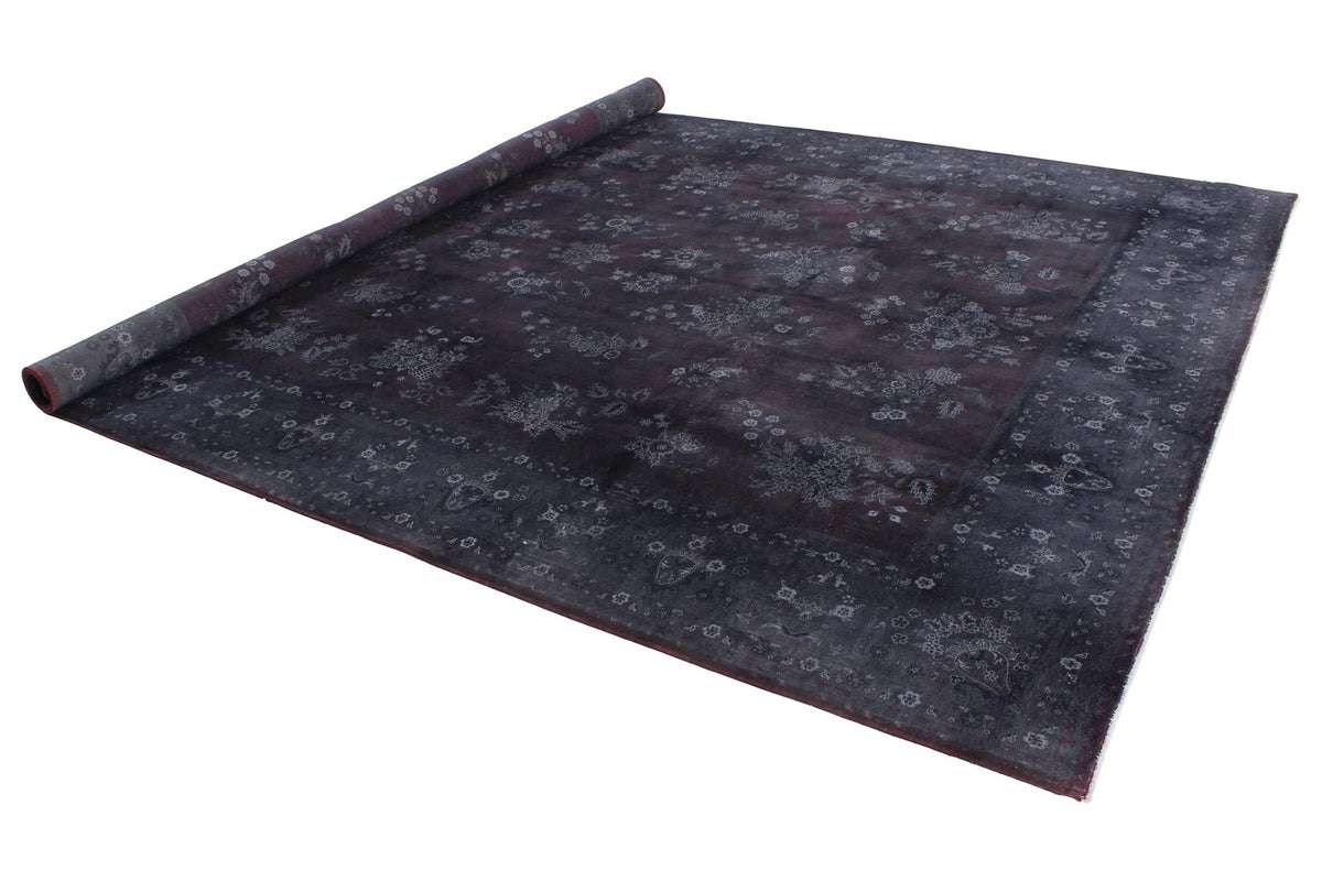 8x10 Red and Ivory Turkish Traditional Rug