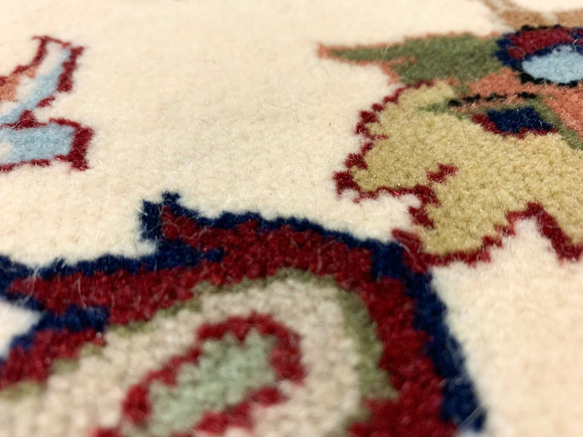 8x10 Ivory and Red Turkish Traditional Rug