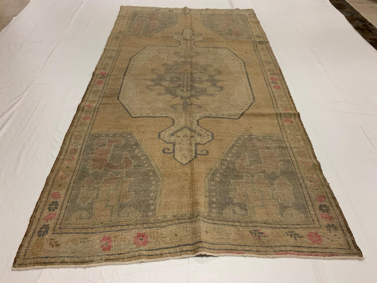 5x9 Gray and Beige Turkish Tribal Rug